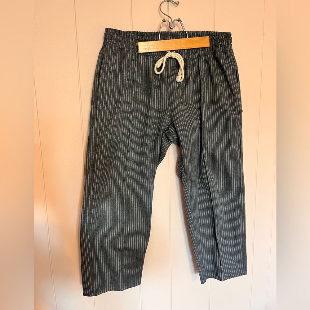 Mondaysuck Cropped Pants